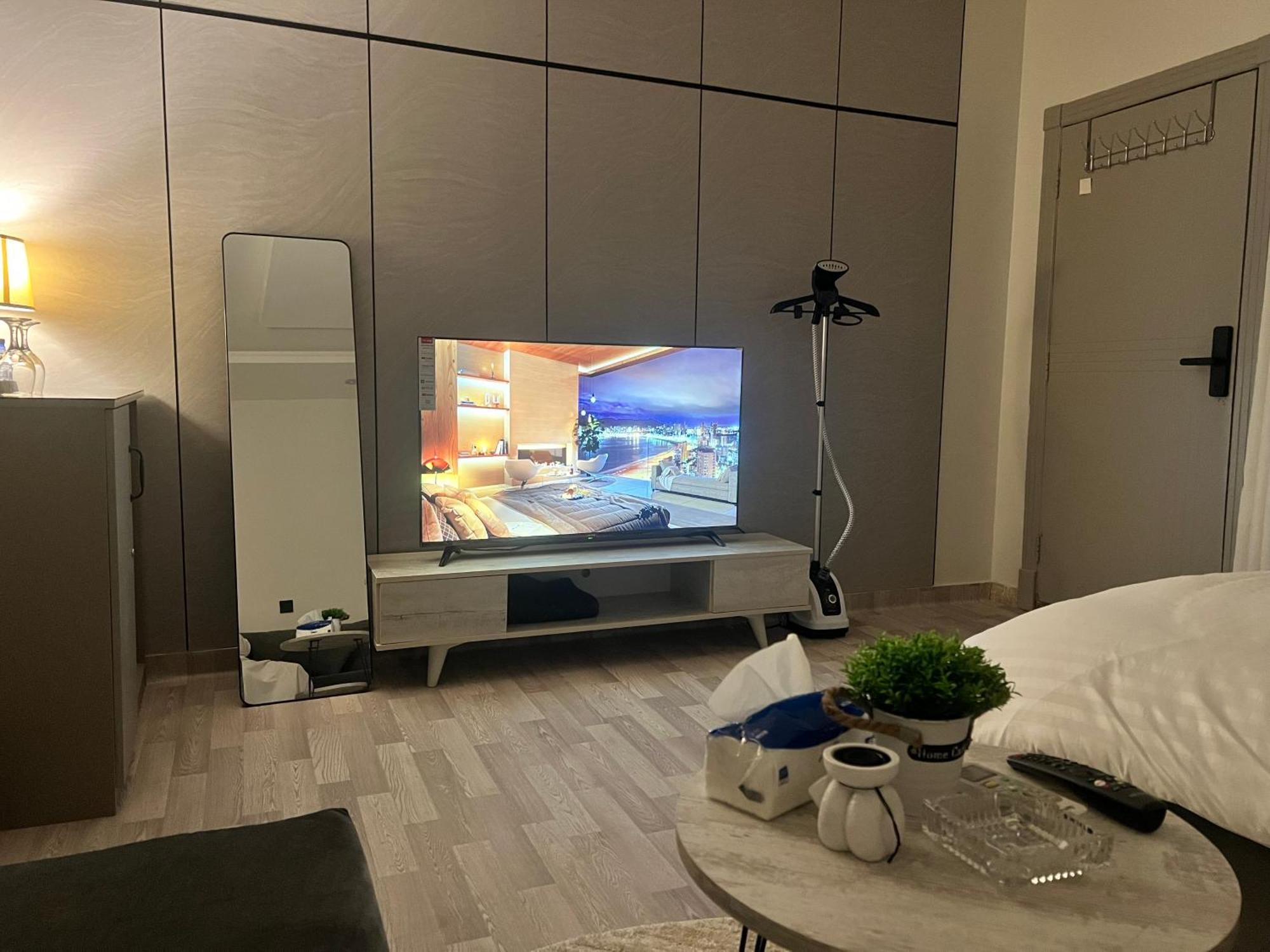 Apartment استوديو مودرن بدحْول ذاتي قريبه من البوليفارد